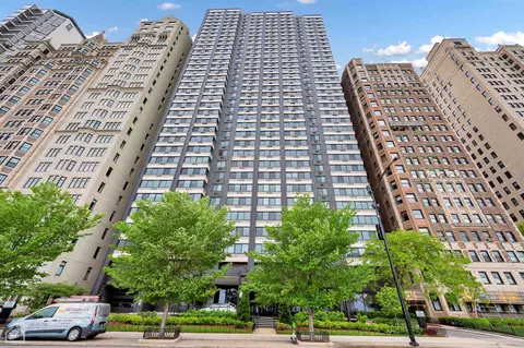 1440 N Lake Shore Dr #19A, Chicago, IL 60610
