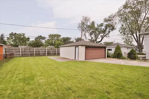 142 W Wayne Pl, Wheeling, IL 60090 photo 6