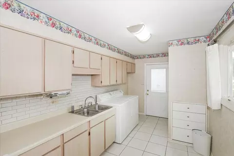 142 W Wayne Pl, Wheeling, IL 60090 photo 18