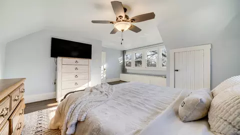 Bedroom - 404 E Mason St, Polo, IL 61064 photo 4 of 4