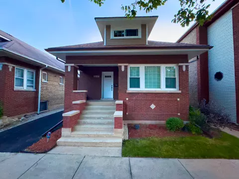 1102 S Austin Blvd, Oak Park, IL 60304