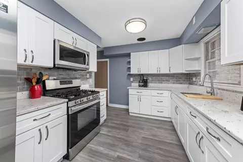 Kitchen - 3716 Harrison Ave, Brookfield, IL 60513 photo 3 of 3