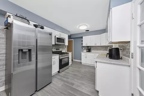 Kitchen - 3716 Harrison Ave, Brookfield, IL 60513 photo 2 of 3