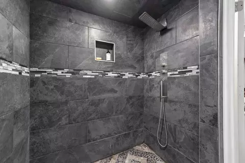 Bath - 3716 Harrison Ave, Brookfield, IL 60513 photo 3 of 3