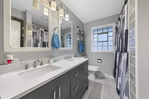 Bath - 3716 Harrison Ave, Brookfield, IL 60513 photo 1 of 3