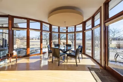 Dining - 8401 Glenerye Rd, Darien, IL 60561 photo 1 of 1