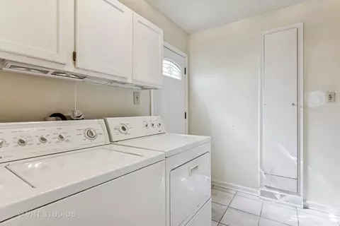 1490 Briar Cv, Wheaton, IL 60189 photo 10