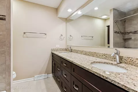 1490 Briar Cv, Wheaton, IL 60189 photo 16