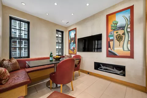 70 E Cedar St #7E, Chicago, IL 60611 photo 13