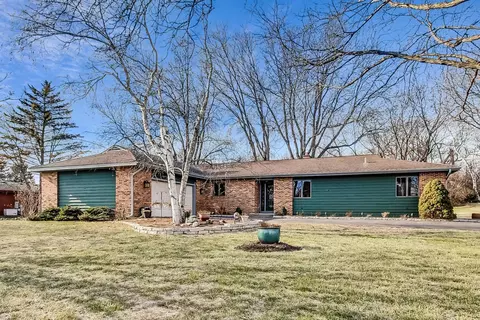 2 N730 Anderson Ct N, West Chicago, IL 60185