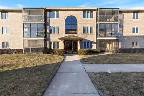 13918 E Leamington Dr #408, Crestwood, IL 60445