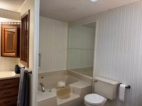 636 Mohawk Trl, Marengo, IL 60152 photo 14