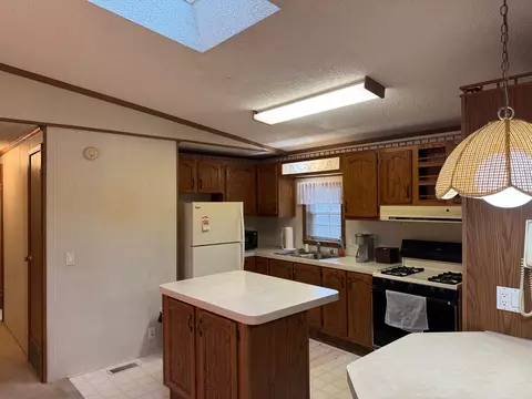 636 Mohawk Trl, Marengo, IL 60152 photo 9