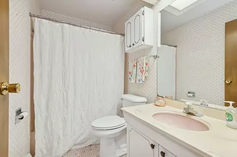 4165 O Hare Dr, Hoffman Estates, IL 60192 photo 13