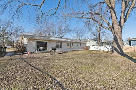 4165 O Hare Dr, Hoffman Estates, IL 60192 photo 8