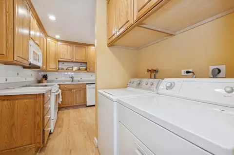 4165 O Hare Dr, Hoffman Estates, IL 60192 photo 12