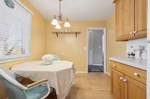 4165 O Hare Dr, Hoffman Estates, IL 60192 photo 10