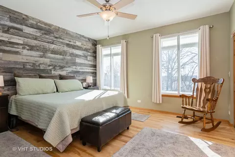 Bedroom - 1030 Stephen Ct, Aurora, IL 60502 photo 1 of 1