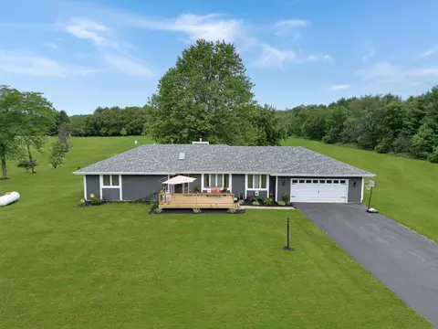 Exterior - 315 S Jackson Rd, Pecatonica, IL 61063 photo 18 of 18