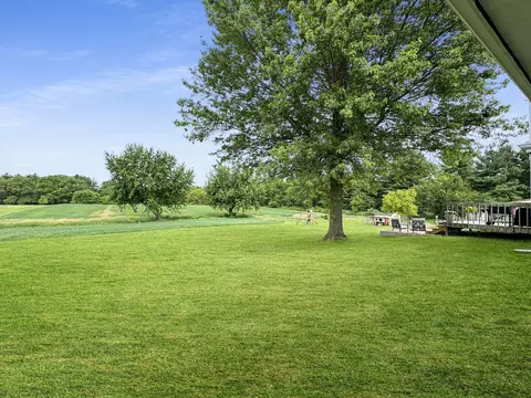 Exterior - 315 S Jackson Rd, Pecatonica, IL 61063 photo 17 of 18