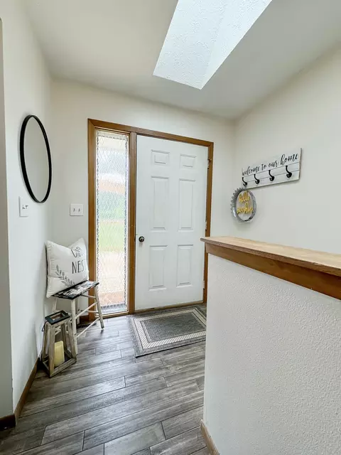Entry Way - 315 S Jackson Rd, Pecatonica, IL 61063 photo 1 of 4