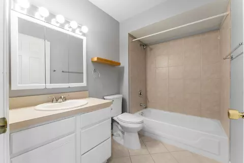 4853 N Central Ave #4D, Chicago, IL 60630 photo 12