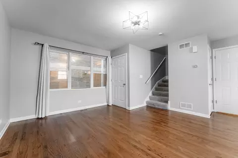 4853 N Central Ave #4D, Chicago, IL 60630 photo 5