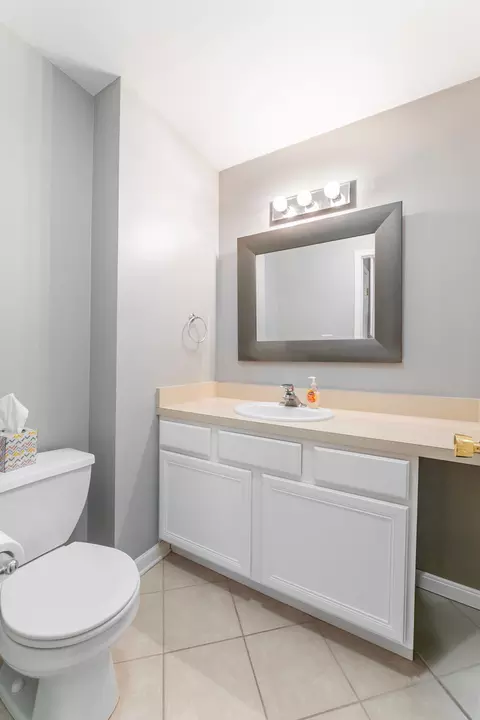 4853 N Central Ave #4D, Chicago, IL 60630 photo 8