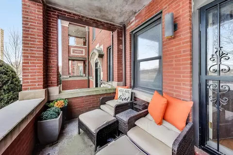 Exterior - 1507 E 65th St #1, Chicago, IL 60637 photo 1 of 4