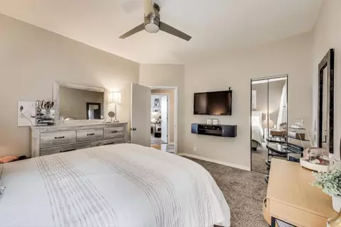 Bedroom - 1507 E 65th St #1, Chicago, IL 60637 photo 3 of 3