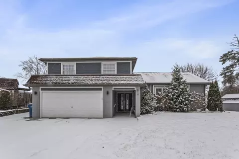 816 Brentwood Dr, Bensenville, IL 60106
