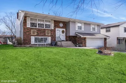 17005 Magnolia Dr, Hazel Crest, IL 60429