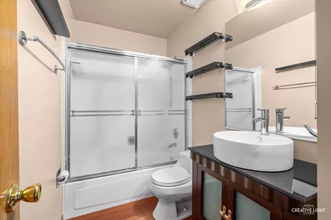 Bath - 1493 Beaumont Cir, Bartlett, IL 60103 photo 1 of 1