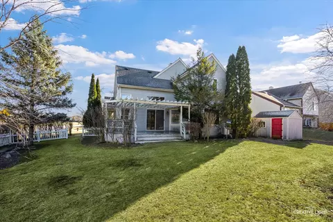 Exterior - 1493 Beaumont Cir, Bartlett, IL 60103 photo 5 of 8