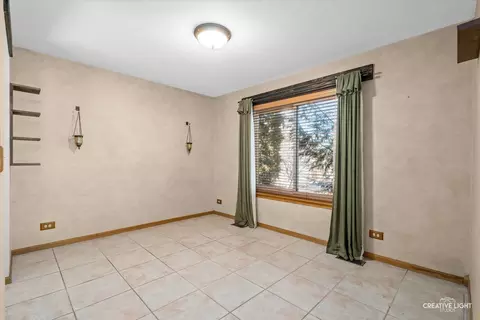Bedroom - 1493 Beaumont Cir, Bartlett, IL 60103 photo 1 of 5