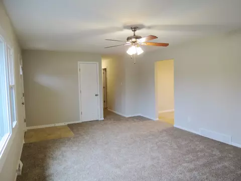 16206 S Mcgrath Dr, Plainfield, IL 60586 photo 8