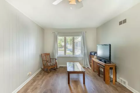Living - 4359 Lincoln Ave, Rolling Meadows, IL 60008 photo 3 of 3