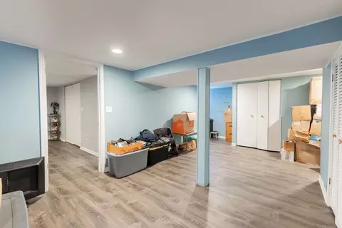 Entry Way - 4359 Lincoln Ave, Rolling Meadows, IL 60008 photo 1 of 2
