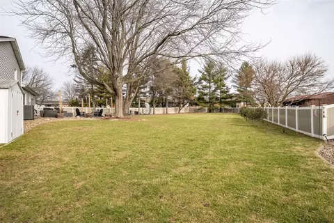 Exterior - 1409 Bird Ct, Normal, IL 61761 photo 11 of 14