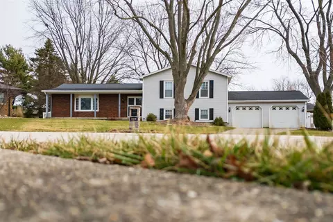 Exterior - 1409 Bird Ct, Normal, IL 61761 photo 13 of 14