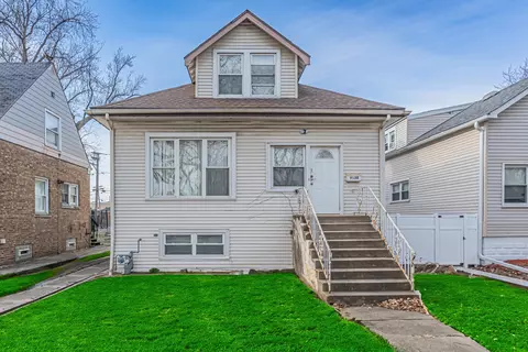 9430 S Utica Ave, Evergreen Park, IL 60805
