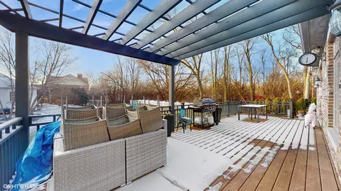 6320 Tennessee Ave, Willowbrook, IL 60527 photo 49