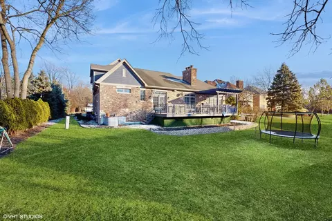 6320 Tennessee Ave, Willowbrook, IL 60527 photo 48