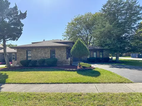 439 S Minerva Ave, Glenwood, IL 60425