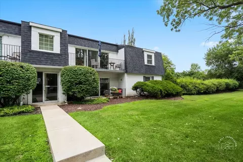 1125 Royal Saint George Dr #105, Naperville, IL 60563