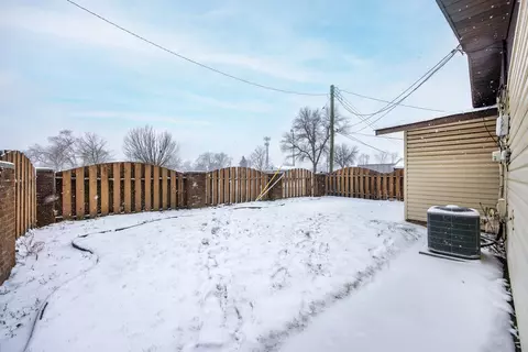 Exterior - 116 Cora Ct, Thornton, IL 60476 photo 2 of 4