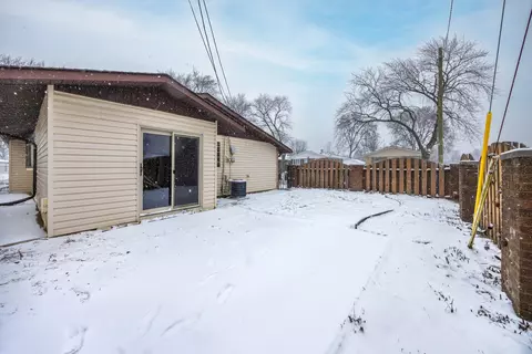 Exterior - 116 Cora Ct, Thornton, IL 60476 photo 4 of 4
