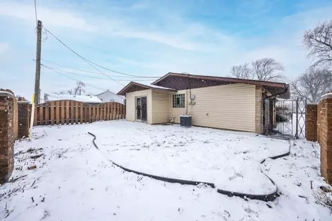Exterior - 116 Cora Ct, Thornton, IL 60476 photo 3 of 4