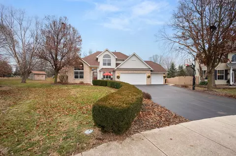 677 Andrea Ct, Yorkville, IL 60560