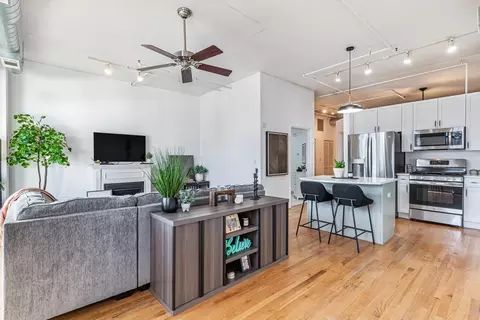 Other - 950 W Monroe St #802, Chicago, IL 60607 photo 2 of 6